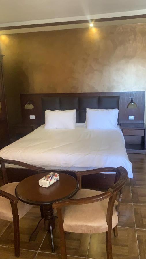 Bed and Breakfast Esperanza Petra Ваді-Муса Екстер'єр фото