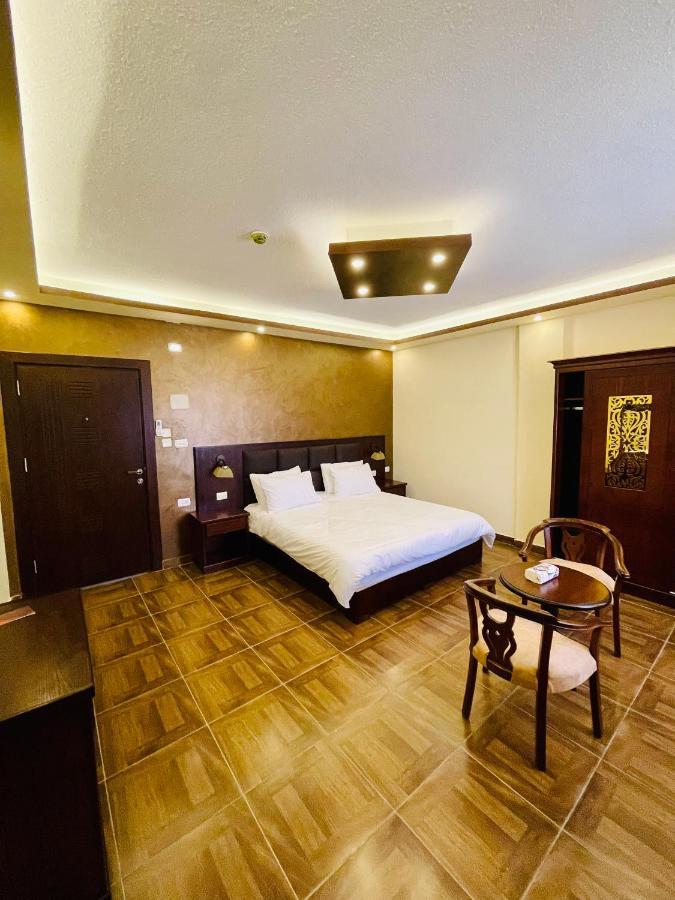 Bed and Breakfast Esperanza Petra Ваді-Муса Екстер'єр фото