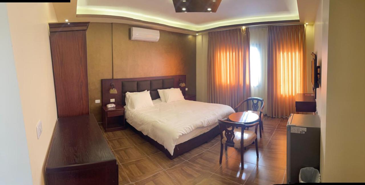 Bed and Breakfast Esperanza Petra Ваді-Муса Екстер'єр фото